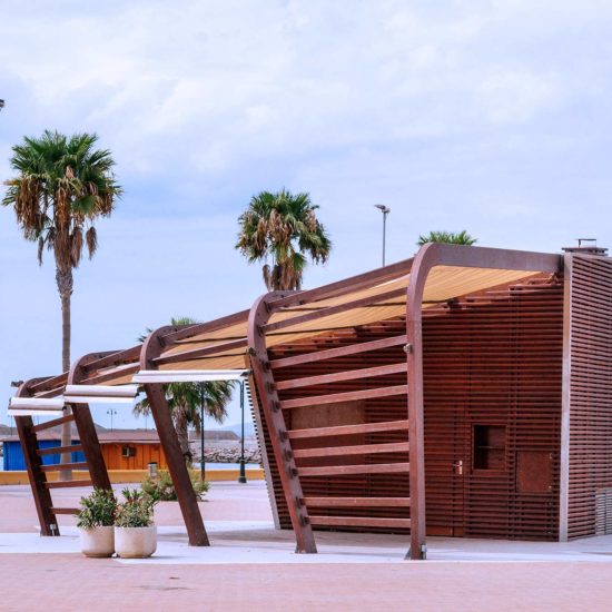 Chiringuito La Moraga, de arquitectura paramétrica en Adra, Almería.