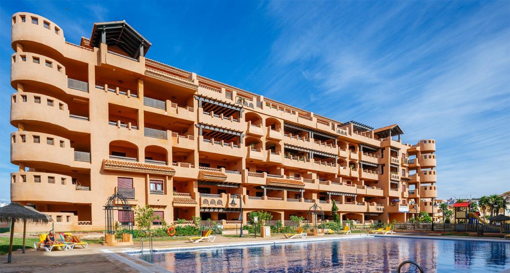 Spitir-Mar_-Arquitectura-_-EXarchitects_25 500 viviendas de lujo en Almerimar: Spitir Mar
